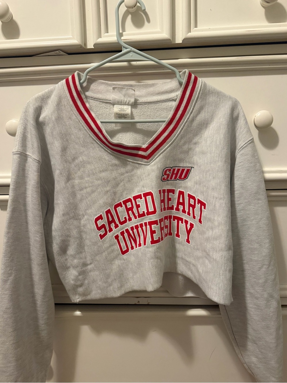 Reverse Sacred Heart University V-Neck Sweatshirt - White & Red